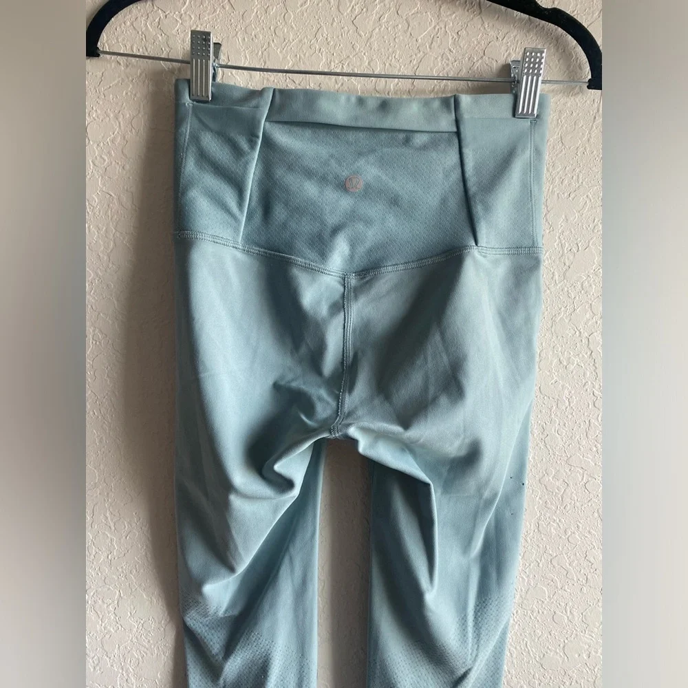 Lululemon Zoned In Tight 27” Leggings with Envelope Pocket in Blue Cast ~ Size 4 - Picture 7 of 9